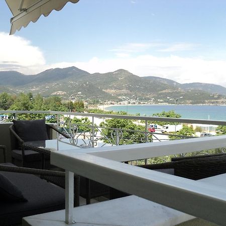 Serenada Apartment Nea Iraklitsa ภายนอก รูปภาพ