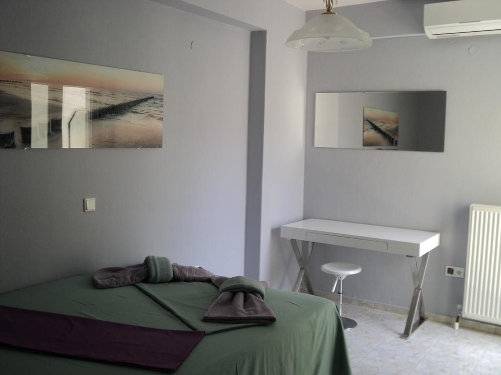 Serenada Apartment Nea Iraklitsa ภายนอก รูปภาพ