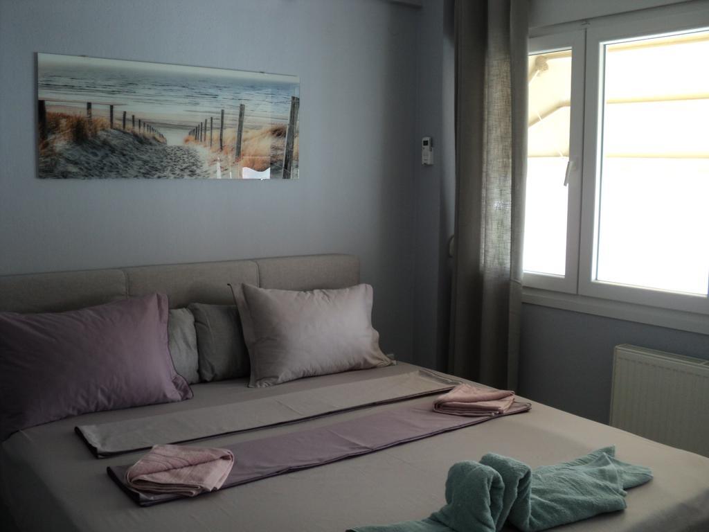 Serenada Apartment Nea Iraklitsa ภายนอก รูปภาพ
