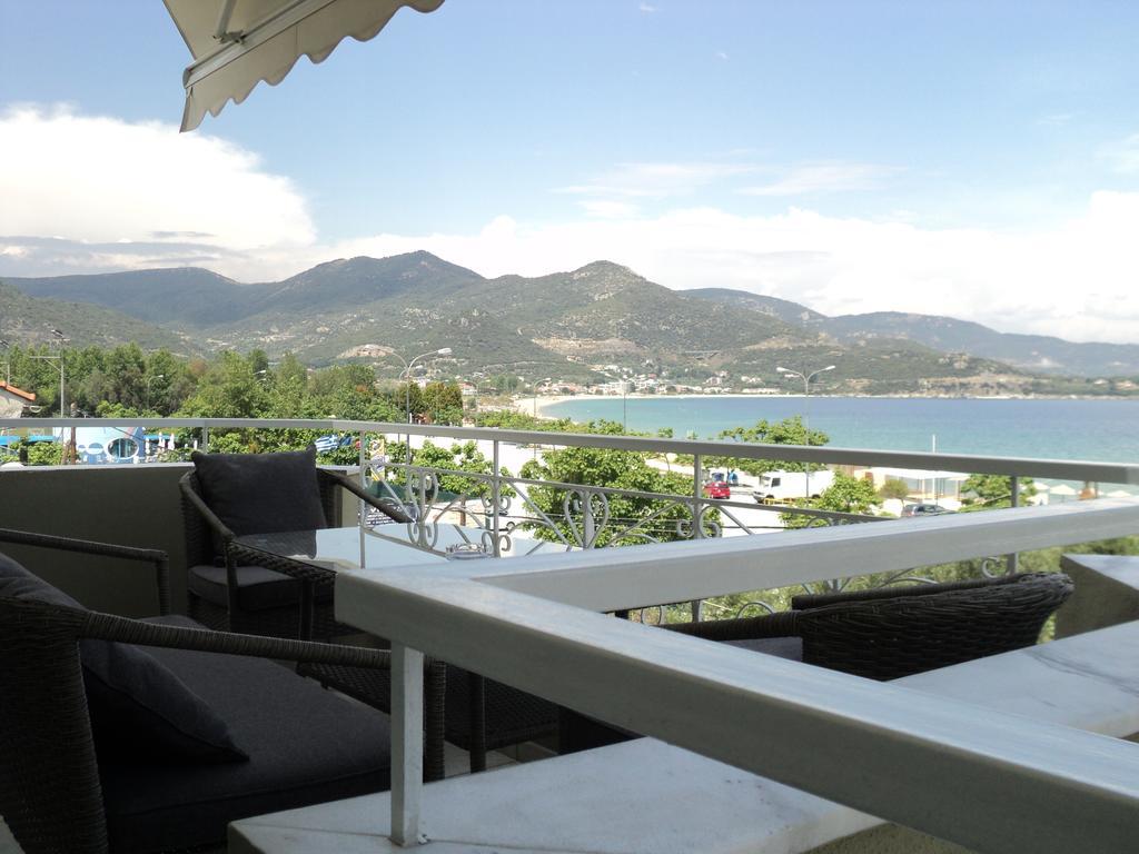 Serenada Apartment Nea Iraklitsa ภายนอก รูปภาพ