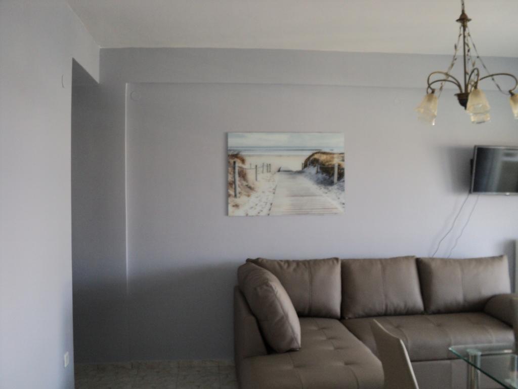 Serenada Apartment Nea Iraklitsa ภายนอก รูปภาพ