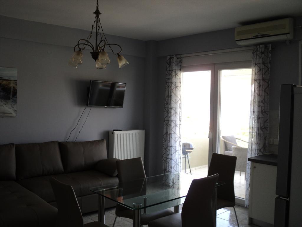 Serenada Apartment Nea Iraklitsa ภายนอก รูปภาพ